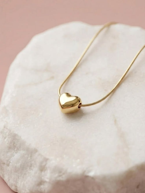 Amora Heart Set – Gold Chain + Studs